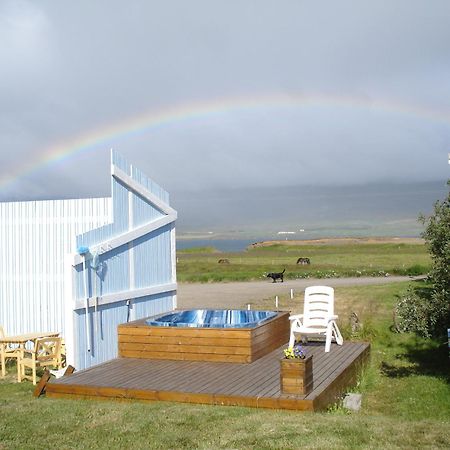Guesthouse Petursborg Akureyri Ngoại thất bức ảnh