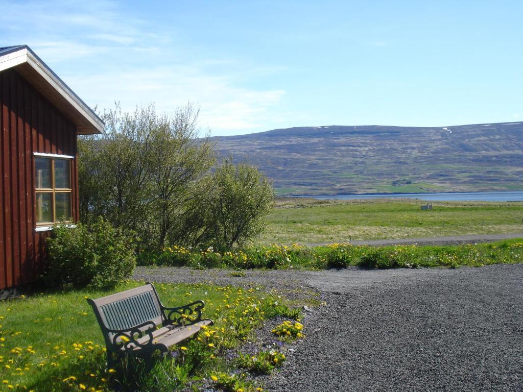 Guesthouse Petursborg Akureyri Ngoại thất bức ảnh