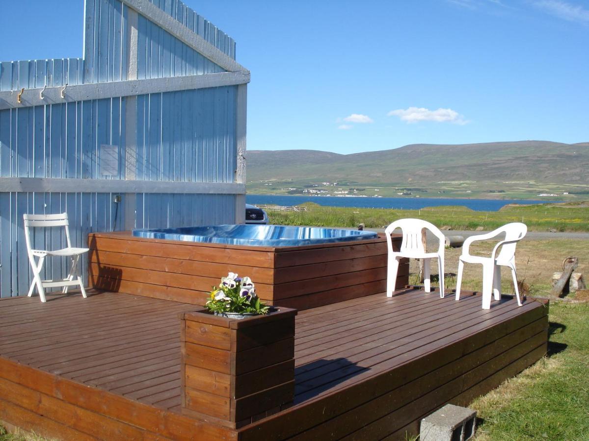 Guesthouse Petursborg Akureyri Ngoại thất bức ảnh